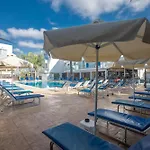 Apartahotel Pavlinia & Ayia Napa