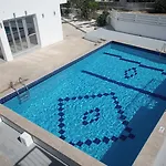 Pavlinia & Apartahotel Ayia Napa