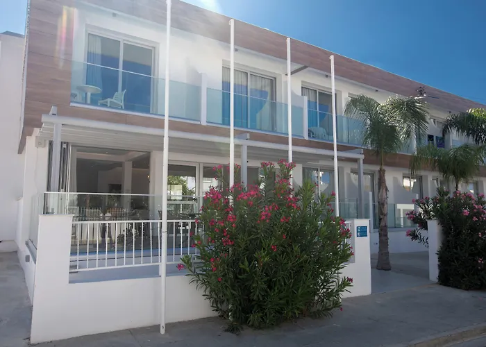 Pavlinia & 3* Ayia Napa