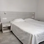 Aparthotel Pavlinia &