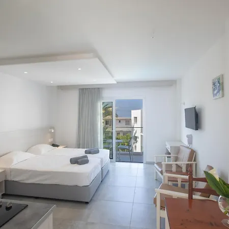 Appart hôtel Pavlinia & Ayía Nápa