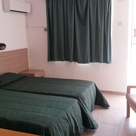 Pavlinia & Aparthotel Agia Napa