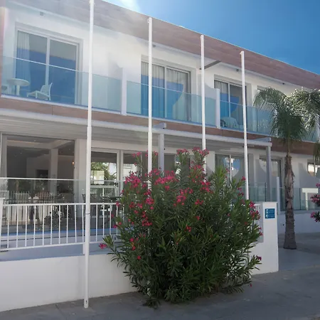 Pavlinia & 4* Agia Napa