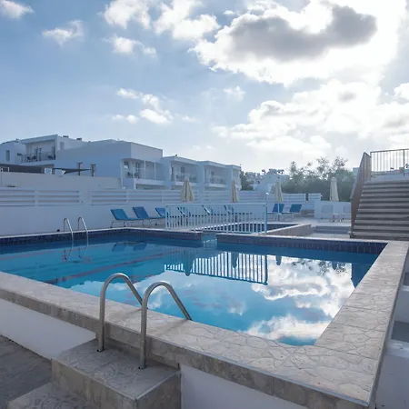 Pavlinia & 4* Agia Napa