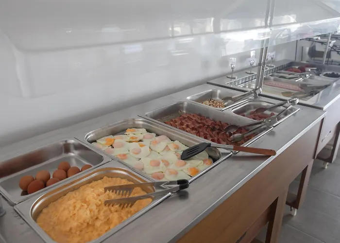 Pavlinia & Lägenhetshotell