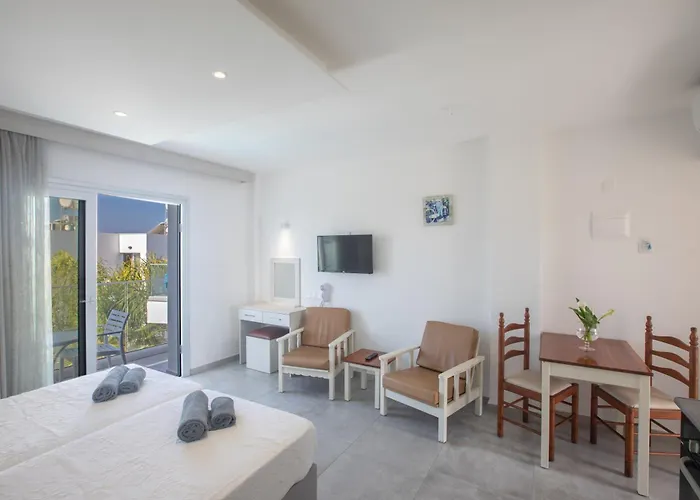 Apart Otel Pavlinia &