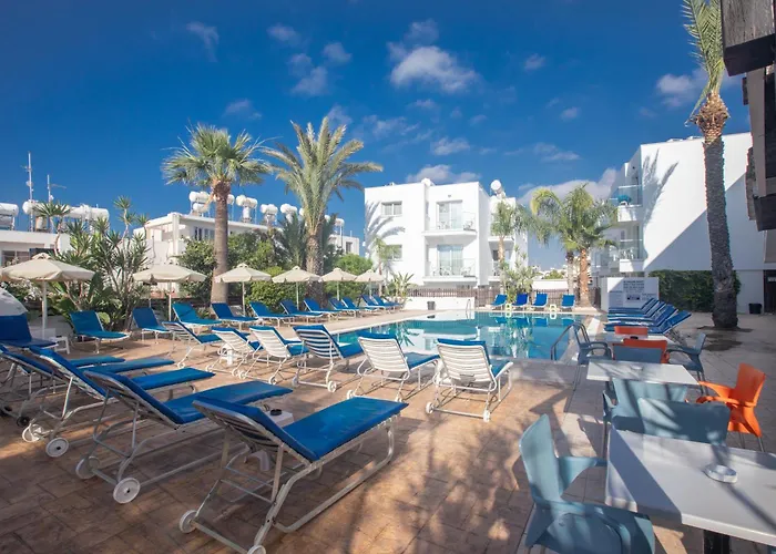 Pavlinia & 3* Ayia Napa