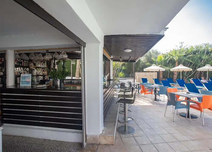 Apart Otel Pavlinia & Aya Napa