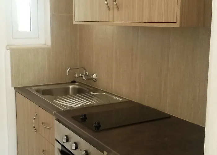 Pavlinia & Apartahotel