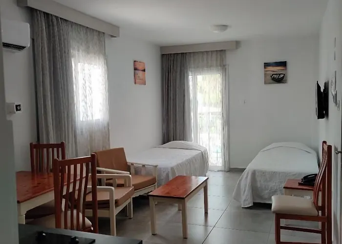 Pavlinia & 3* Ayia Napa